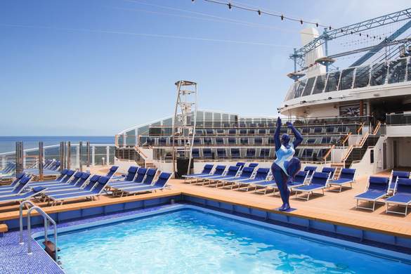 MSC Cruises MSC Meraviglia Horizon Pool - Credits - MSC Rights - Ivan Sarfatti 4.jpg